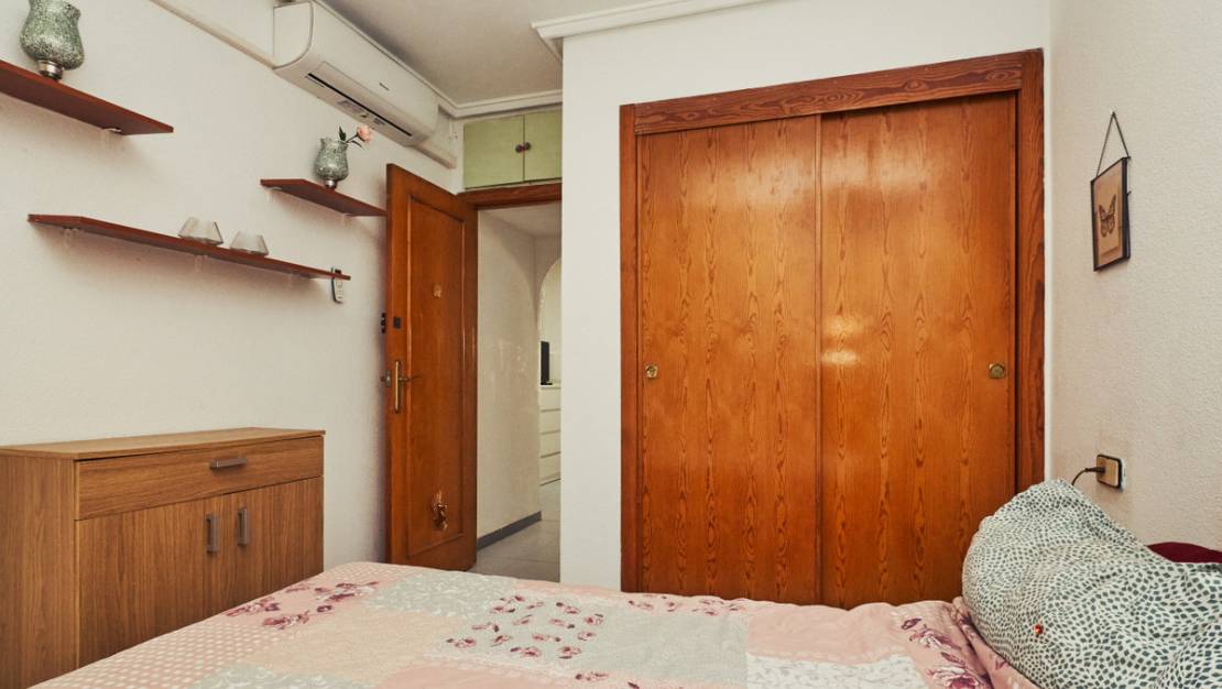 Sale - Apartment - Torrevieja - Torrevieja Centro