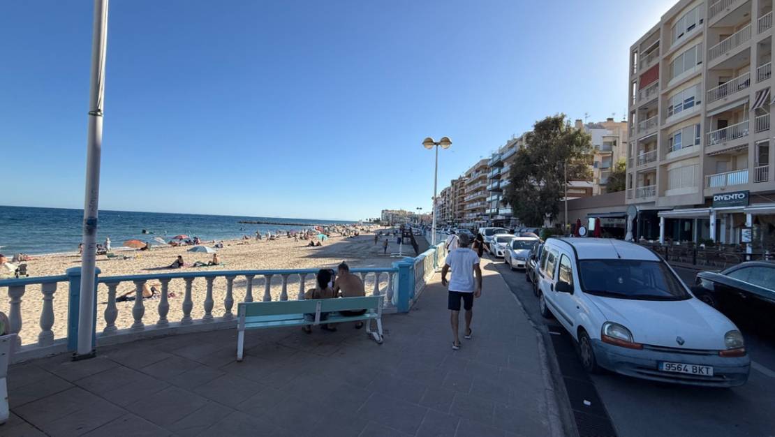 Sale - Apartment - Torrevieja - Torrevieja Centro