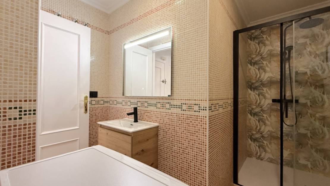 Sale - Apartment - Torrevieja - Torrevieja Centro