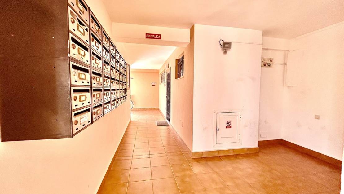 Sale - Apartment - Torrevieja - Torrevieja Centro