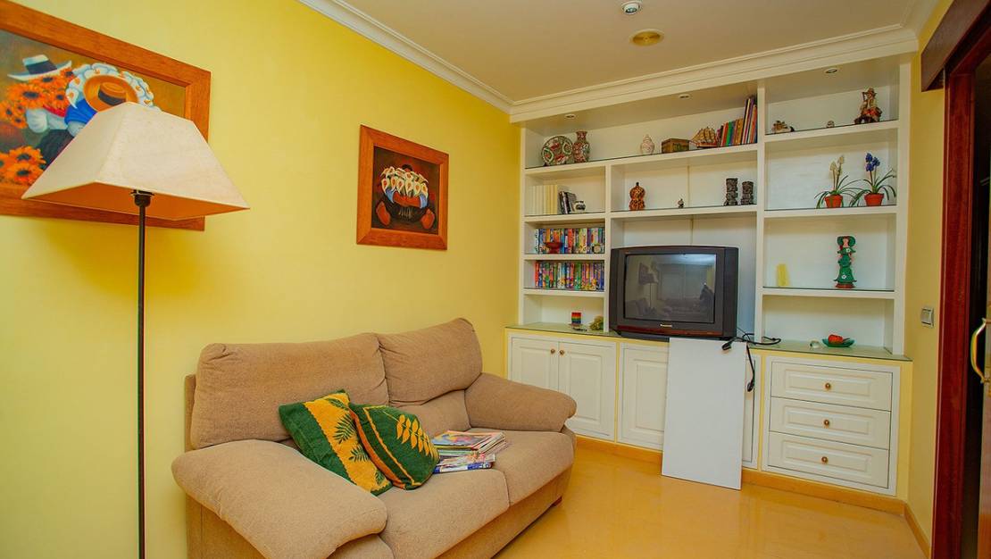 Sale - Apartment - Torrevieja - Torrevieja Centro