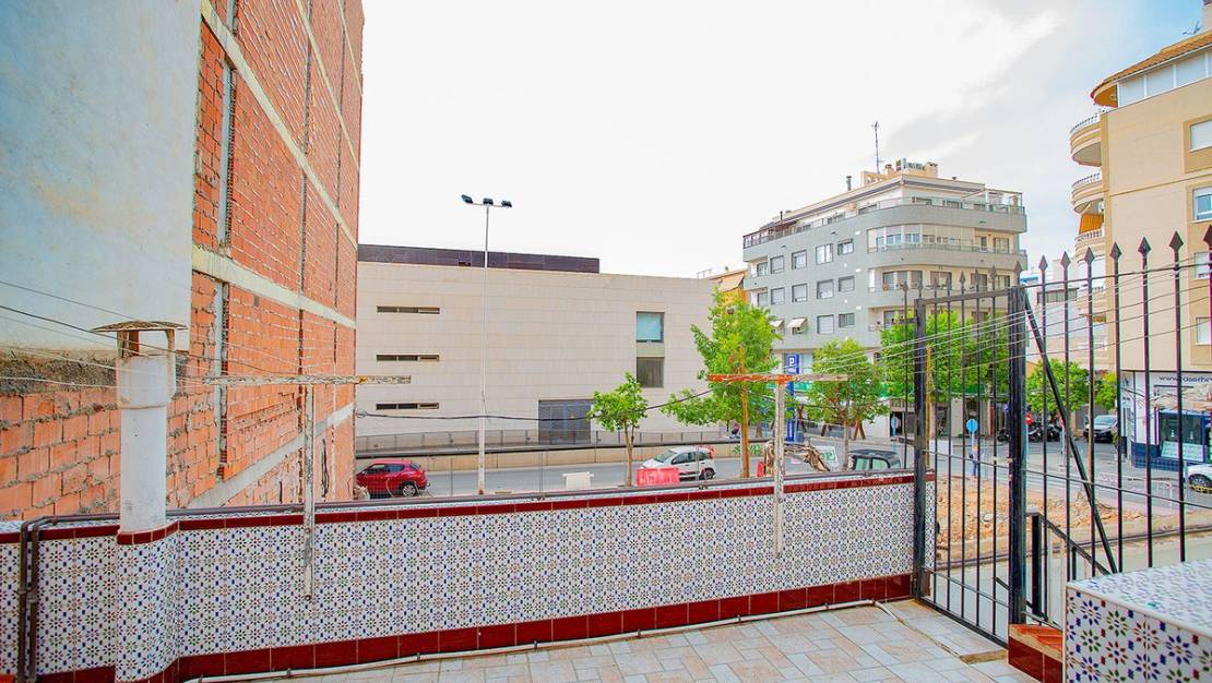 Sale - Apartment - Torrevieja - Torrevieja Centro
