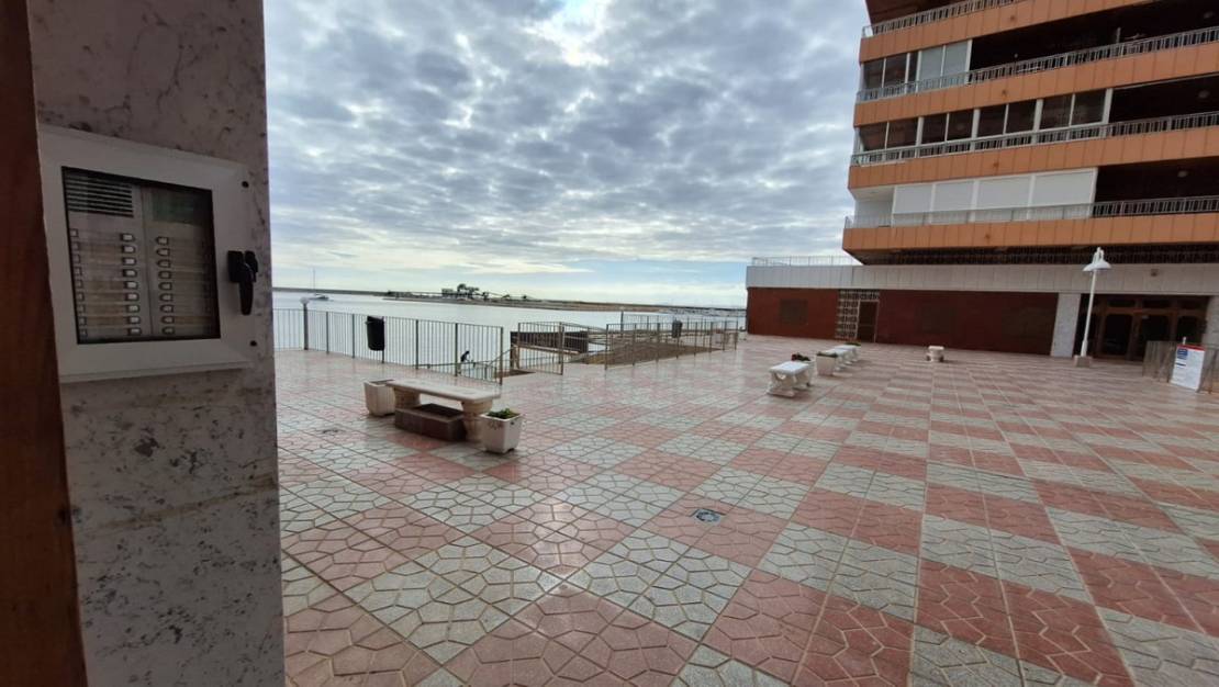 Sale - Apartment - Torrevieja - Torrevieja Centro