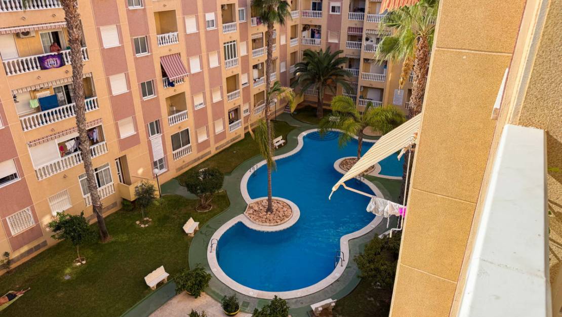 Sale - Apartment - Torrevieja - Torrevieja Centro
