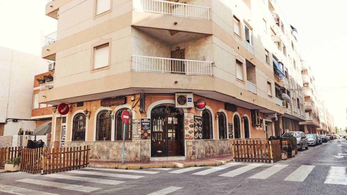 Sale - Apartment - Torrevieja - Torrevieja Centro