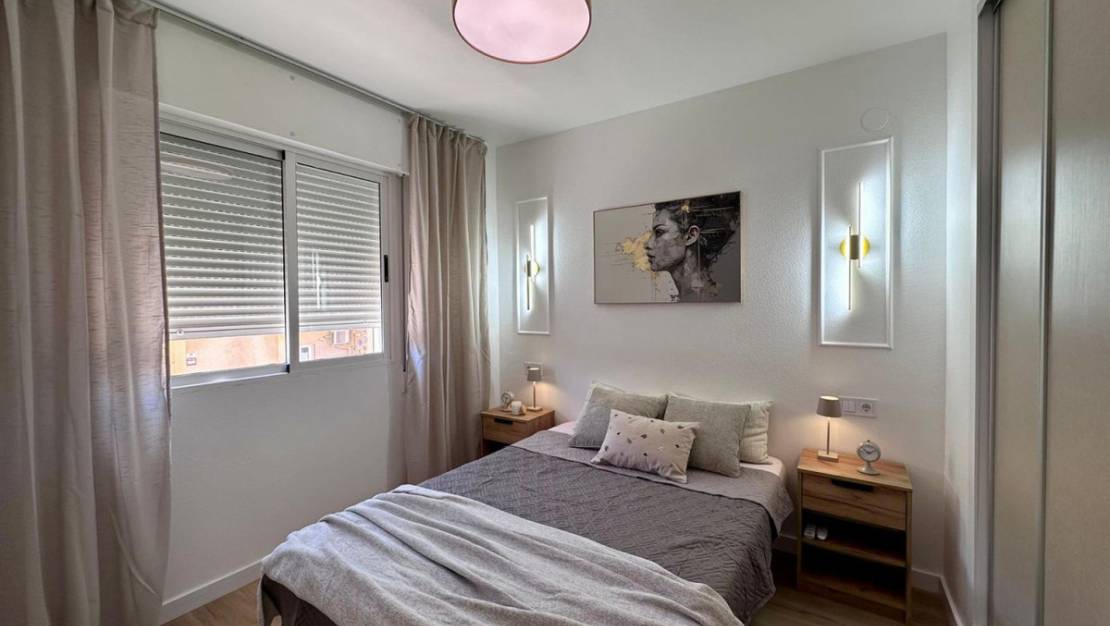 Sale - Apartment - Torrevieja - Torrevieja Centro