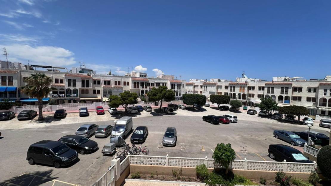 Sale - Apartment - Torrevieja - Torrevieja Centro