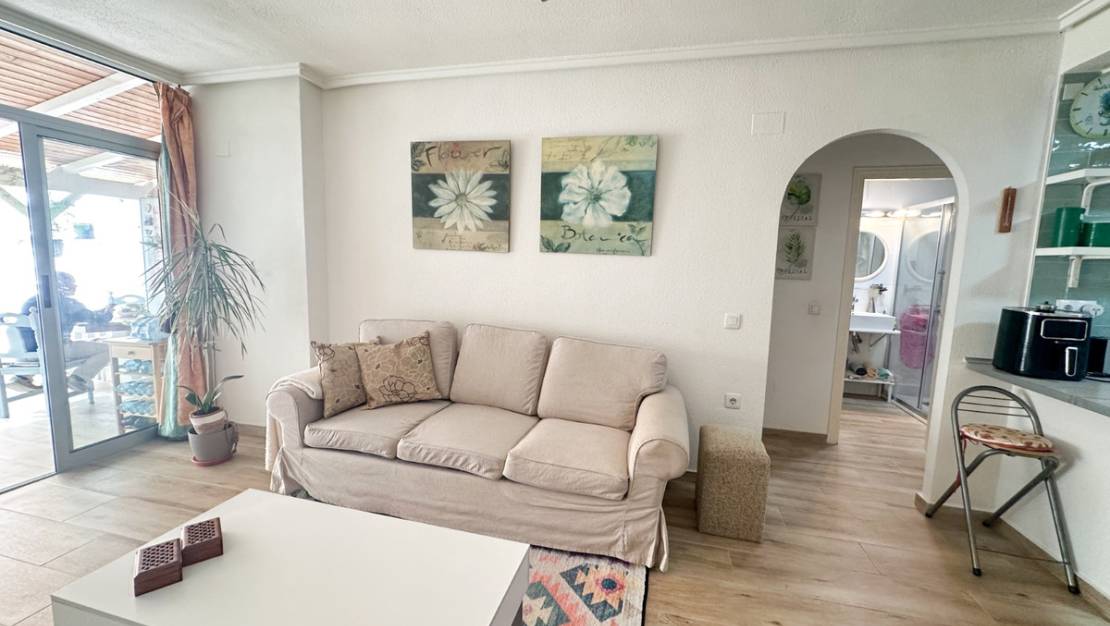 Sale - Apartment - Torrevieja - Torrevieja Centro
