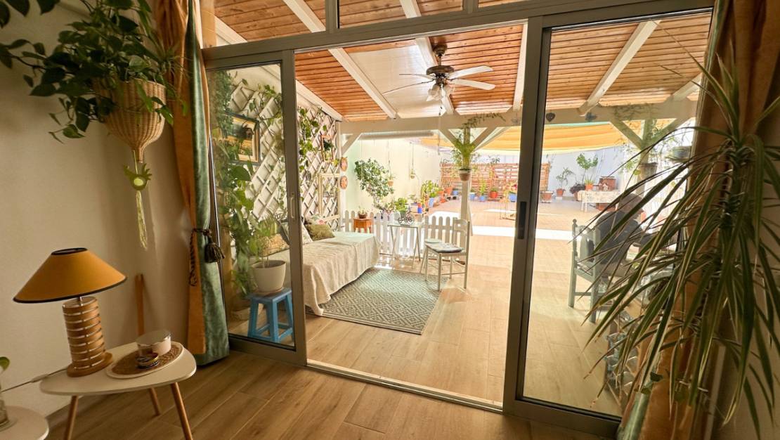 Sale - Apartment - Torrevieja - Torrevieja Centro