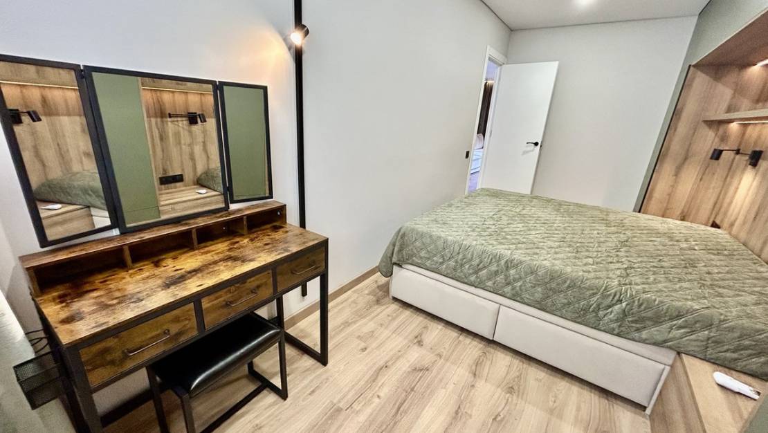 Sale - Apartment - Torrevieja - Torrevieja Centro
