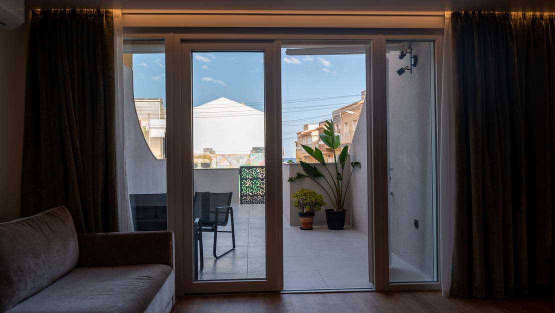 Sale - Apartment - Torrevieja - Torrevieja Centro