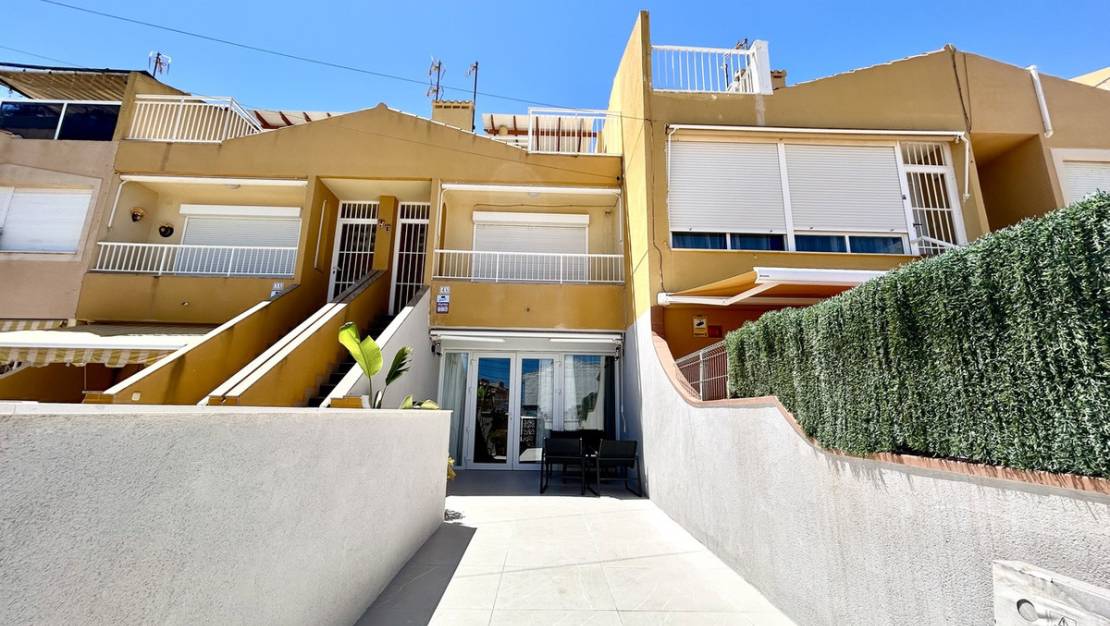Sale - Apartment - Torrevieja - Torrevieja Centro