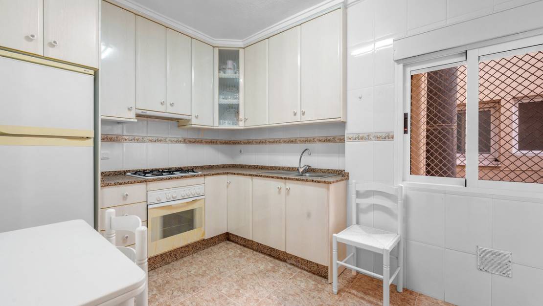 Sale - Apartment - Torrevieja - Torrevieja Centro