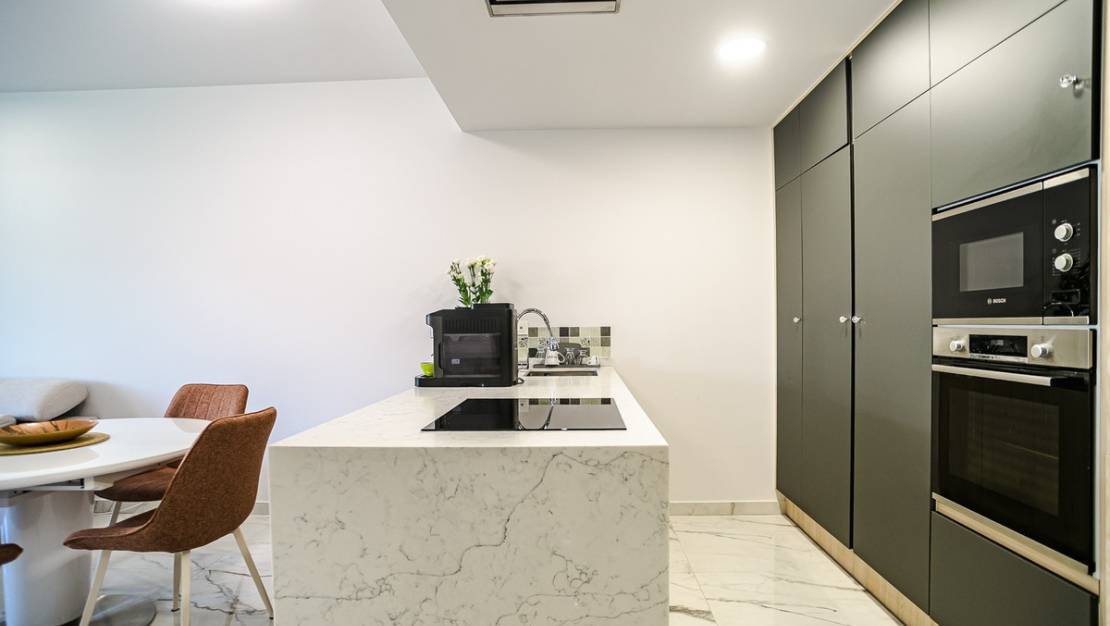 Sale - Apartment - Torrevieja - Torrevieja Centro