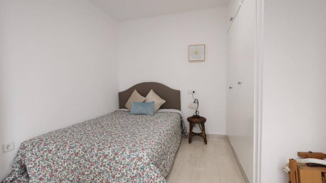 Sale - Apartment - Torrevieja - Torrevieja Centro