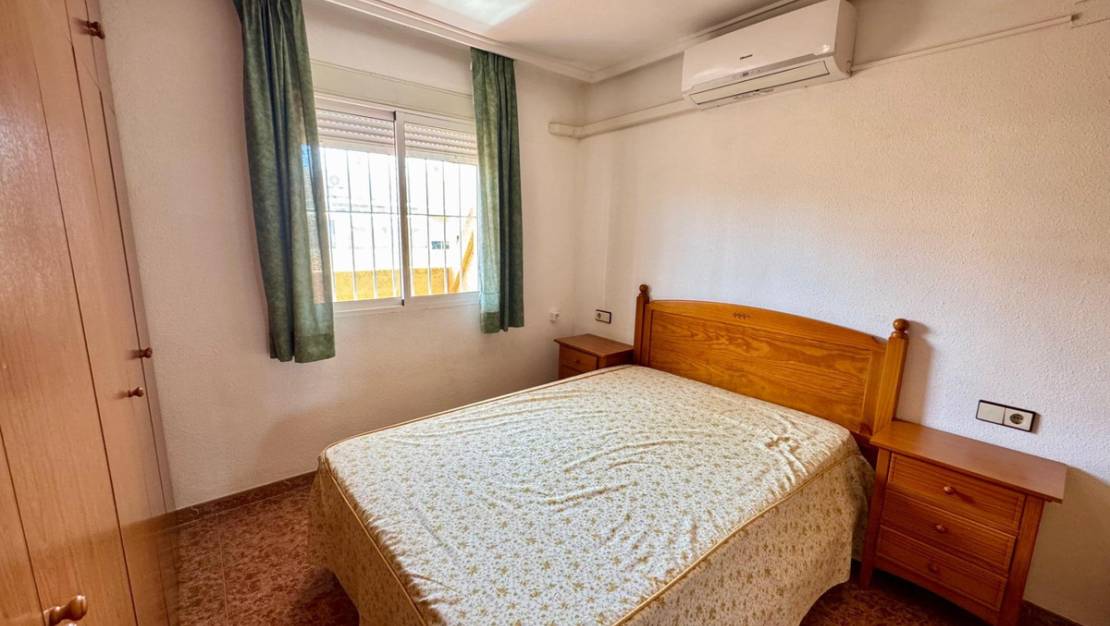 Sale - Apartment - Torrevieja - Torrevieja Centro