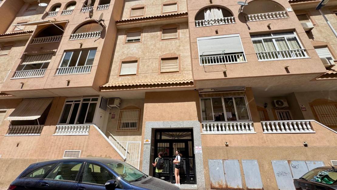 Sale - Apartment - Torrevieja - Torrevieja Centro