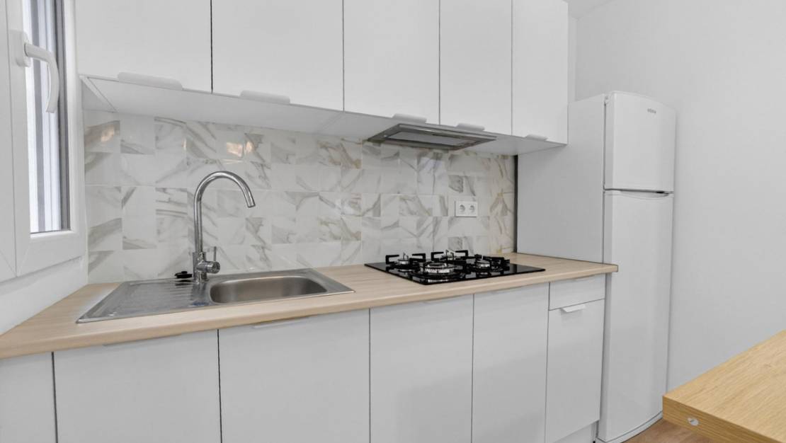 Sale - Apartment - Torrevieja - Torrevieja Centro
