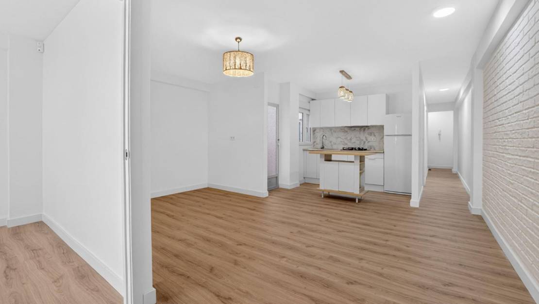 Sale - Apartment - Torrevieja - Torrevieja Centro