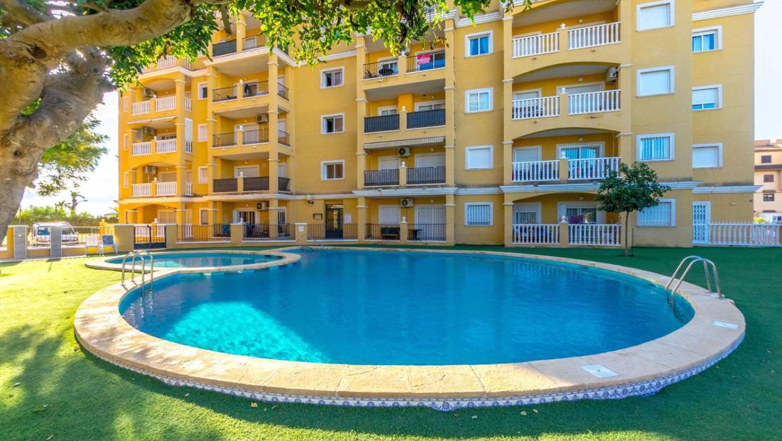 Sale - Apartment - Torrevieja - Torrevieja Centro