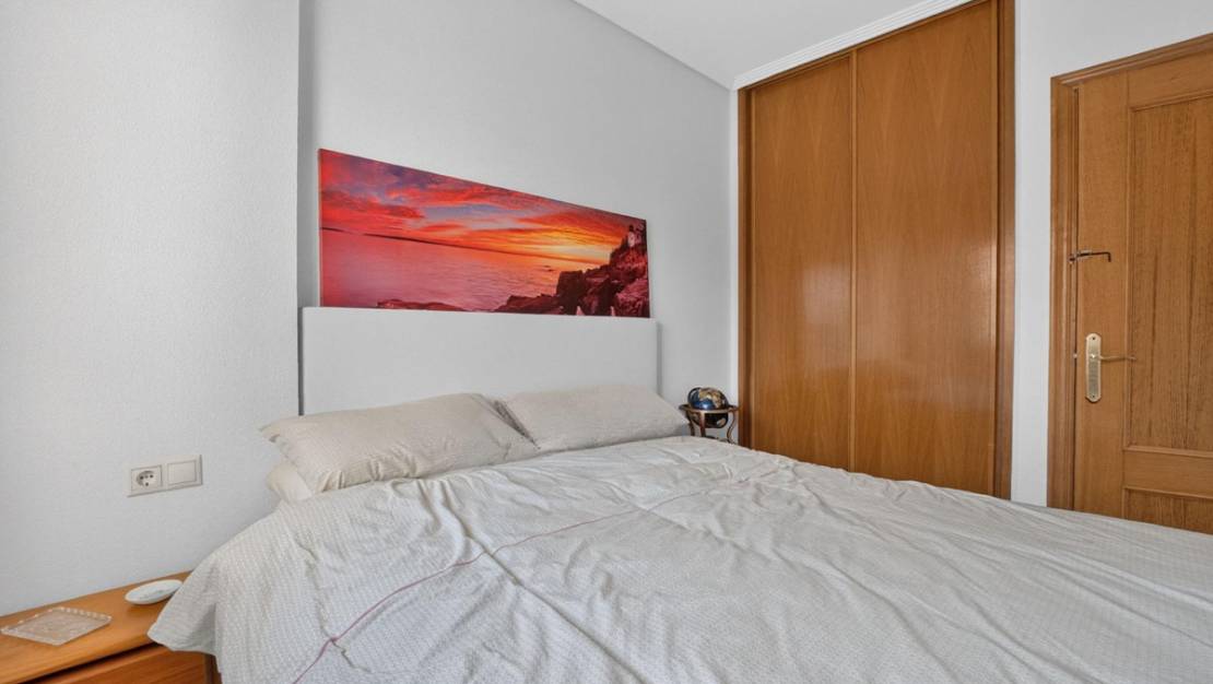 Sale - Apartment - Torrevieja - Torrevieja Centro