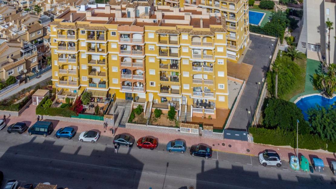 Sale - Apartment - Torrevieja - Torrevieja Centro