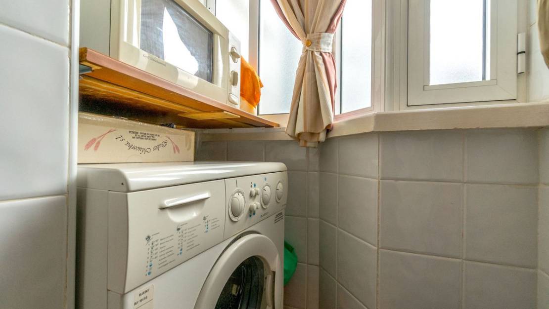 Sale - Apartment - Torrevieja - Torrevieja Centro