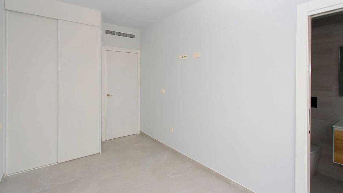 Sale - Apartment - Torrevieja - Torrevieja Centro