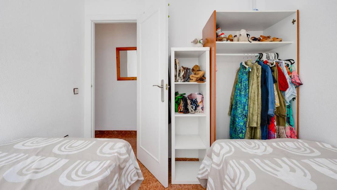 Sale - Apartment - Torrevieja - Torrevieja Centro