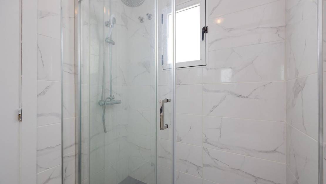 Sale - Apartment - Torrevieja - Torrevieja Centro