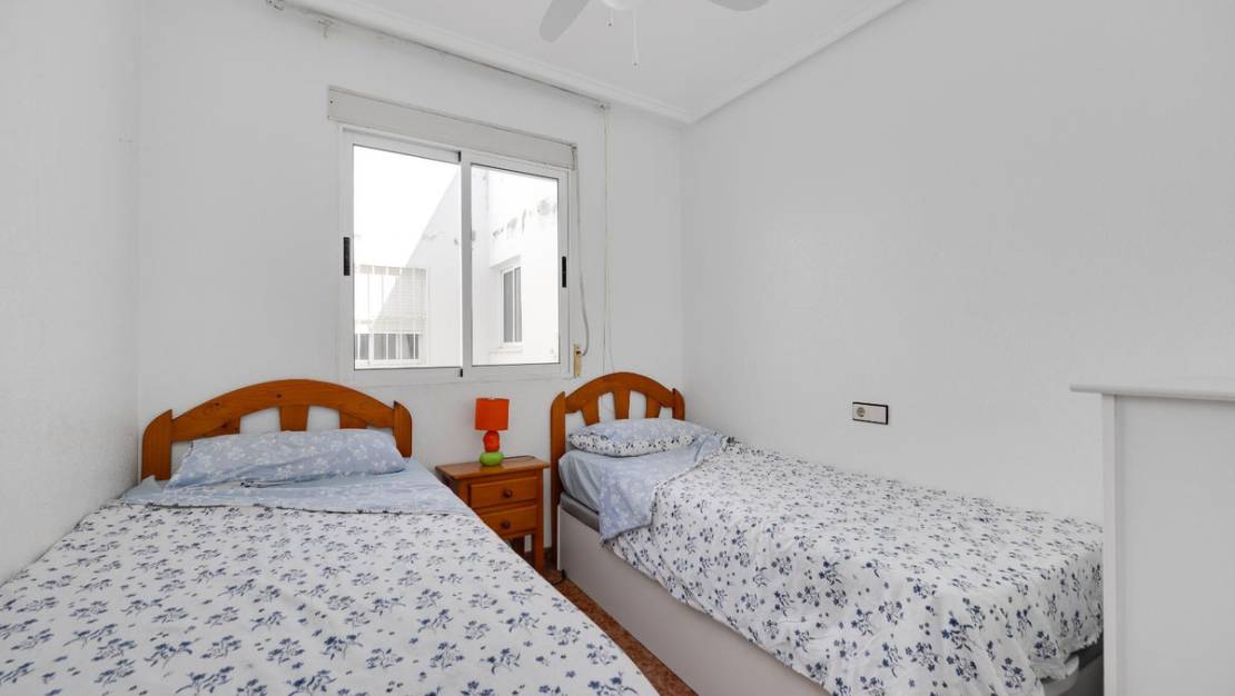 Sale - Apartment - Torrevieja - Torrevieja Centro