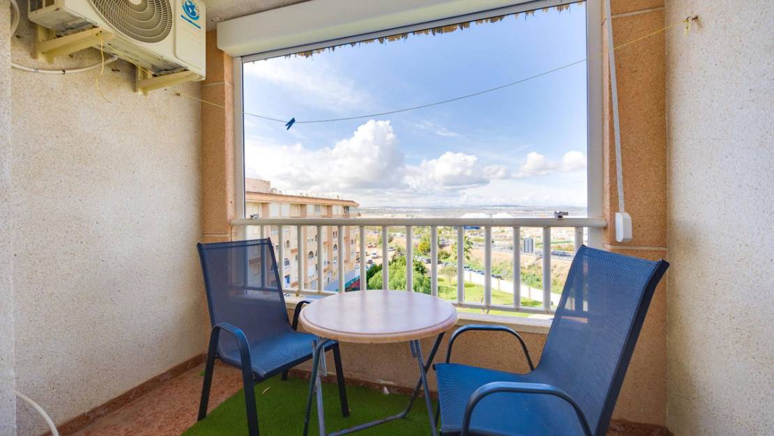 Sale - Apartment - Torrevieja - Torrevieja Centro