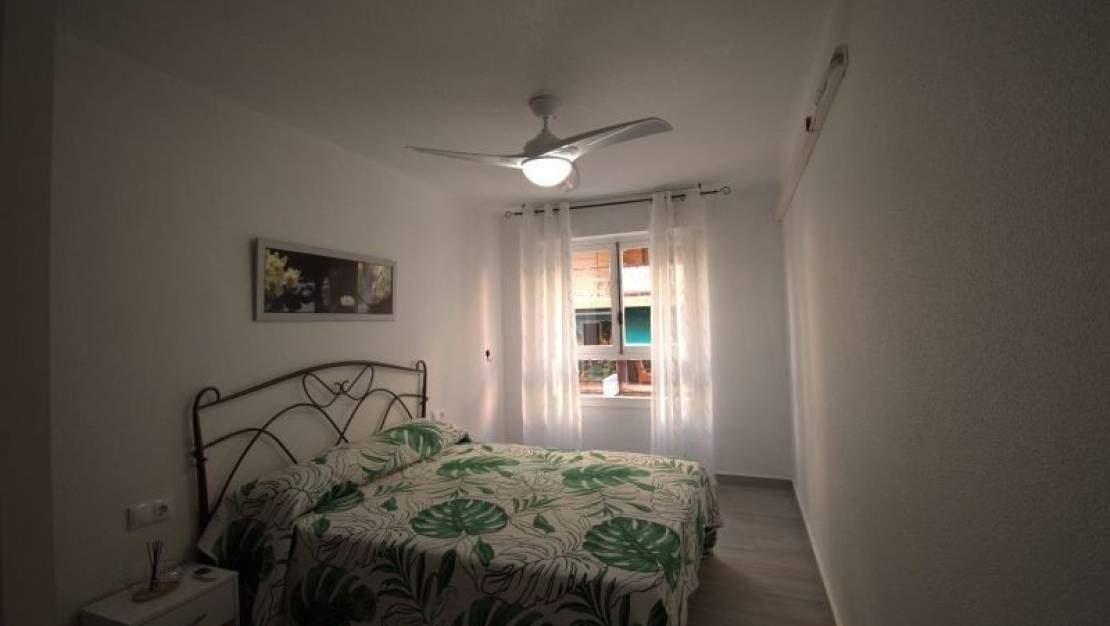 Sale - Apartment - Torrevieja - Torrevieja Centro