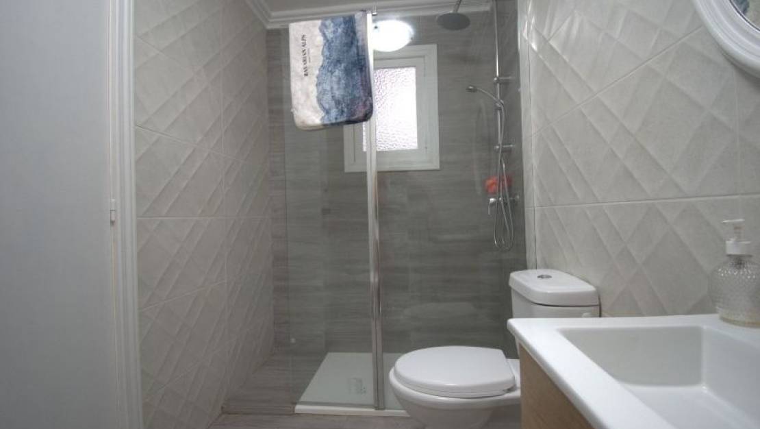 Sale - Apartment - Torrevieja - Torrevieja Centro