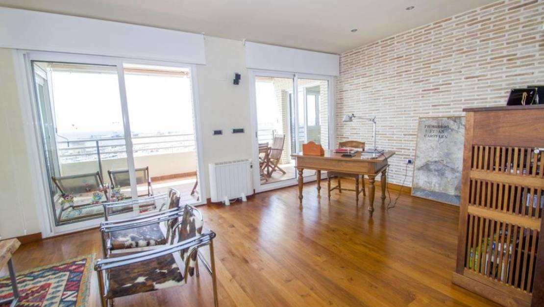 Sale - Apartment - Torrevieja - Torrevieja Centro