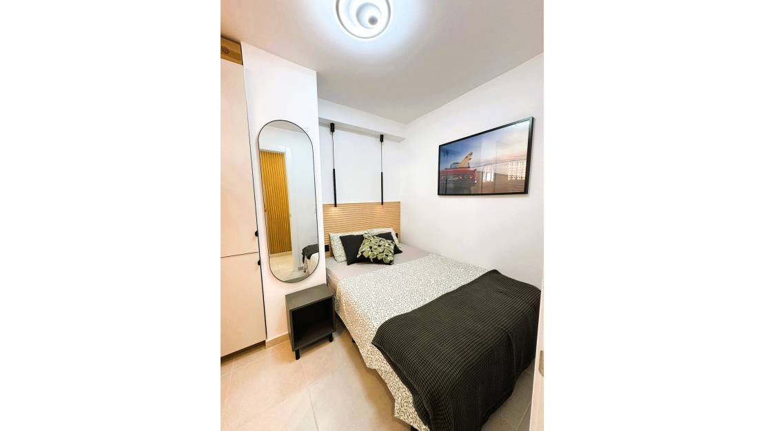Sale - Apartment - Torrevieja - Torrevieja Centro