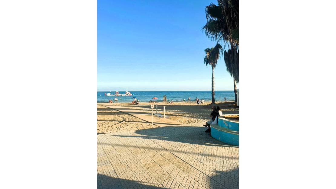Sale - Apartment - Torrevieja - Torrevieja Centro