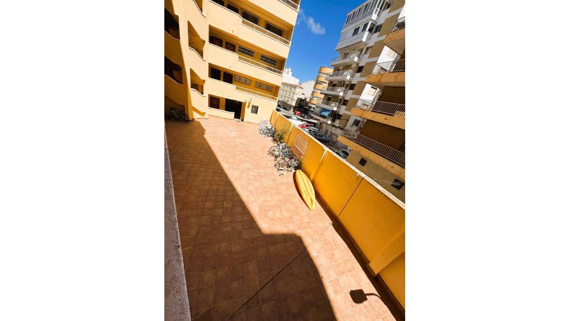 Sale - Apartment - Torrevieja - Torrevieja Centro