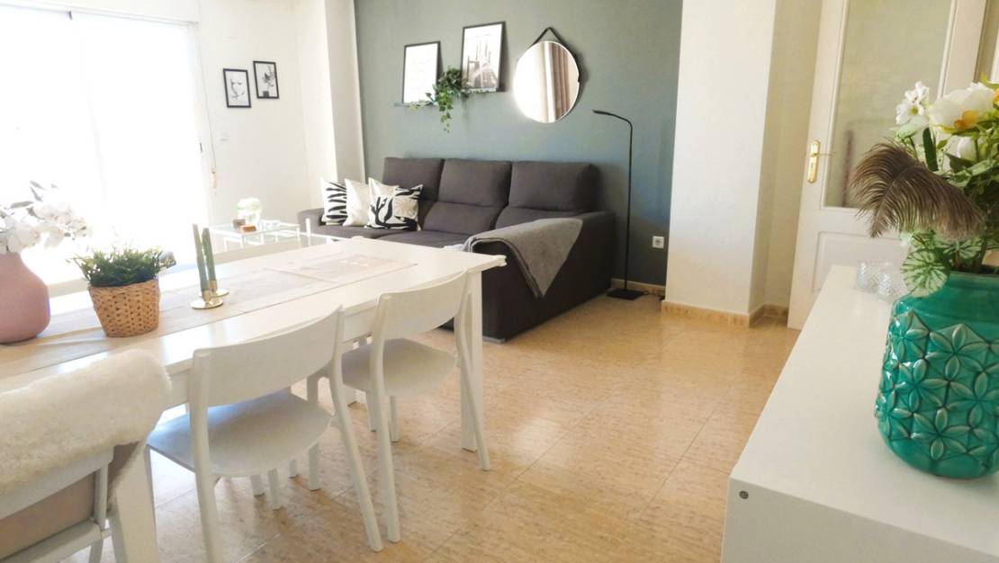 Sale - Apartment - Torrevieja - Torrevieja Centro