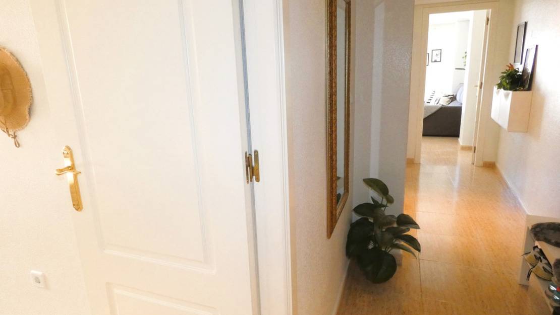 Sale - Apartment - Torrevieja - Torrevieja Centro