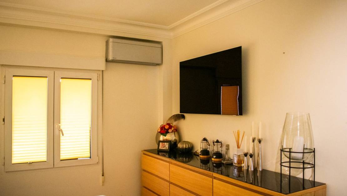 Sale - Apartment - Torrevieja - Torrevieja Centro