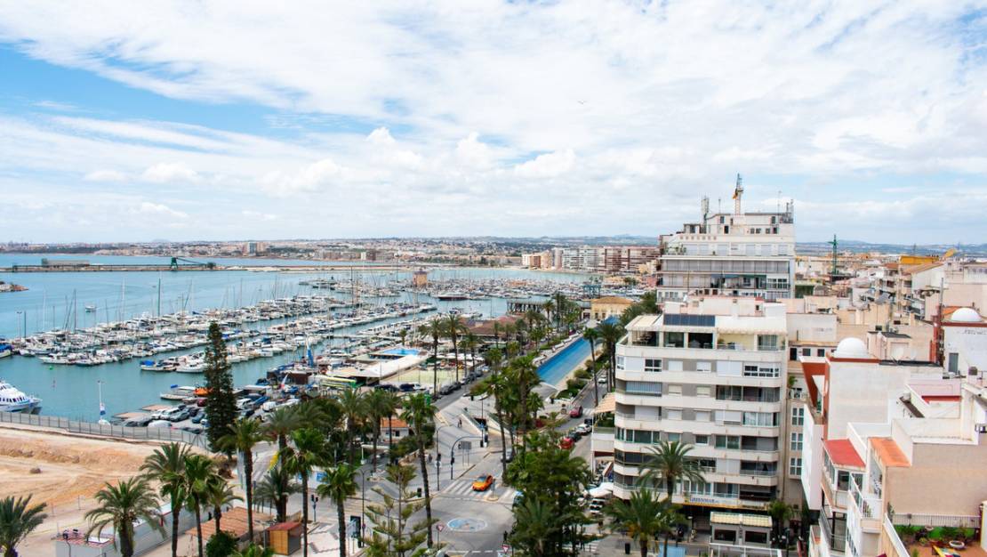 Sale - Apartment - Torrevieja - Torrevieja Centro