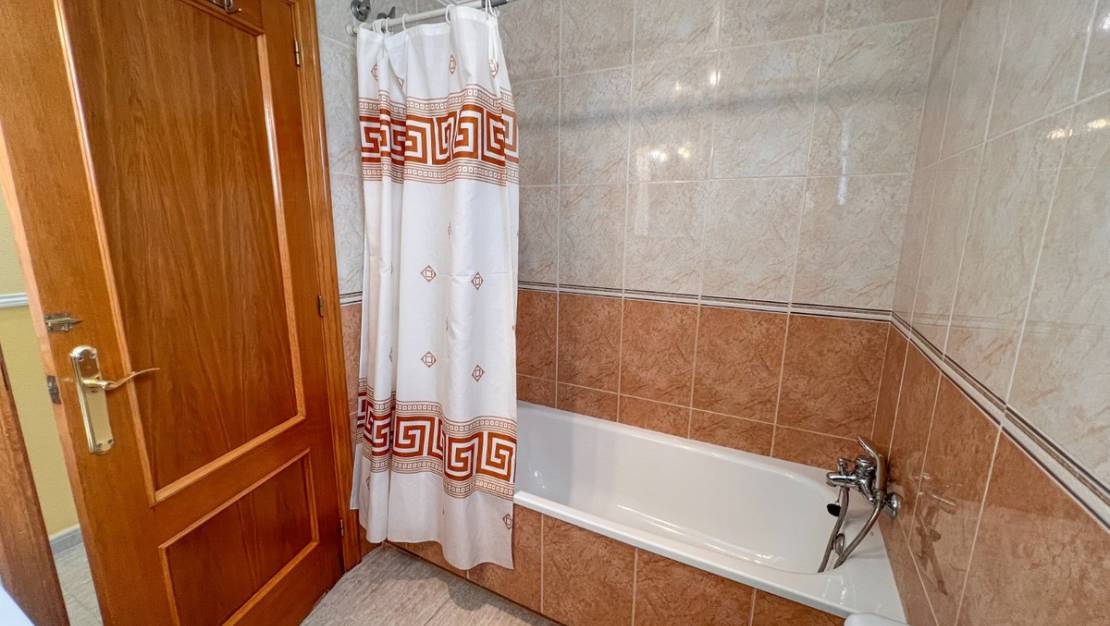 Sale - Apartment - Torrevieja - Torrevieja Centro