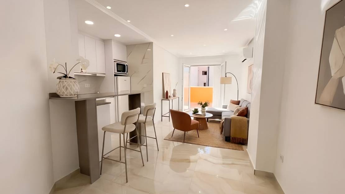 Sale - Apartment - Torrevieja - Torrevieja Centro