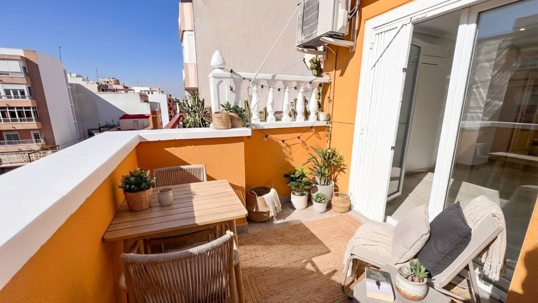 Sale - Apartment - Torrevieja - Torrevieja Centro