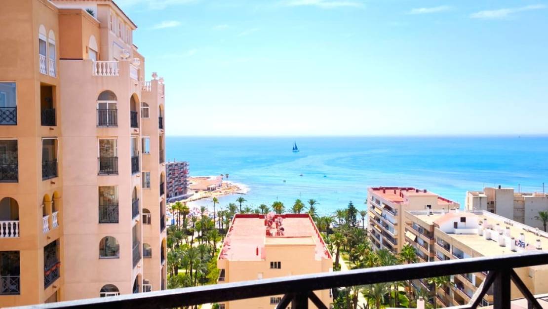 Sale - Apartment - Torrevieja - Torrevieja Centro