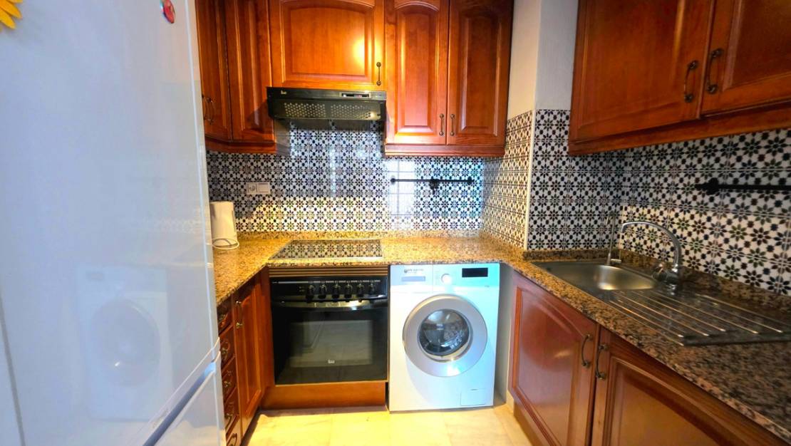 Sale - Apartment - Torrevieja - Torrevieja Centro
