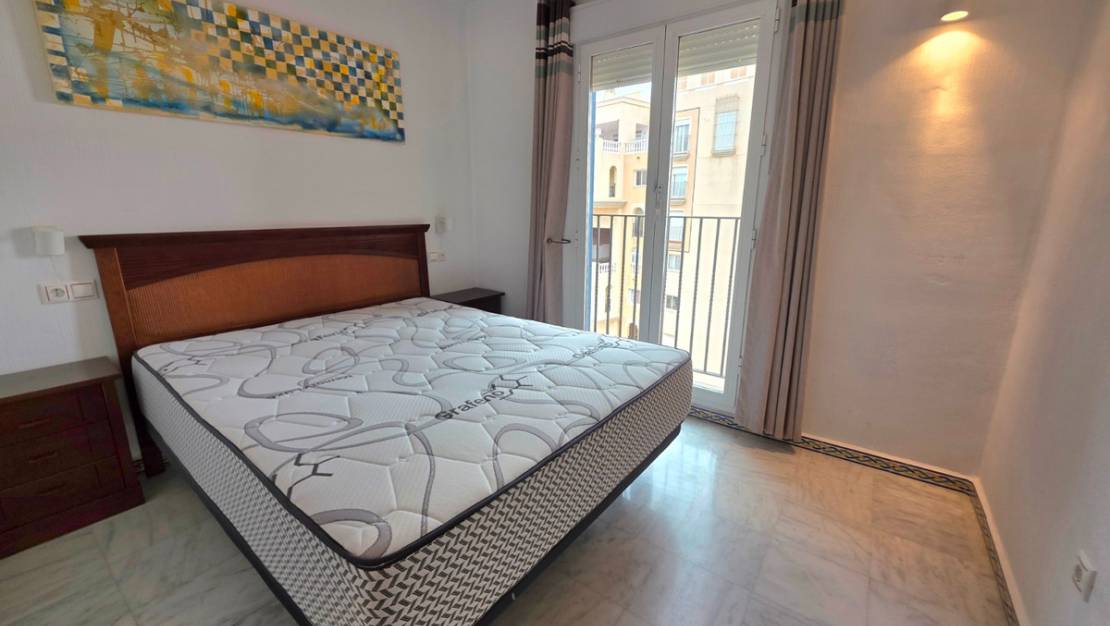 Sale - Apartment - Torrevieja - Torrevieja Centro