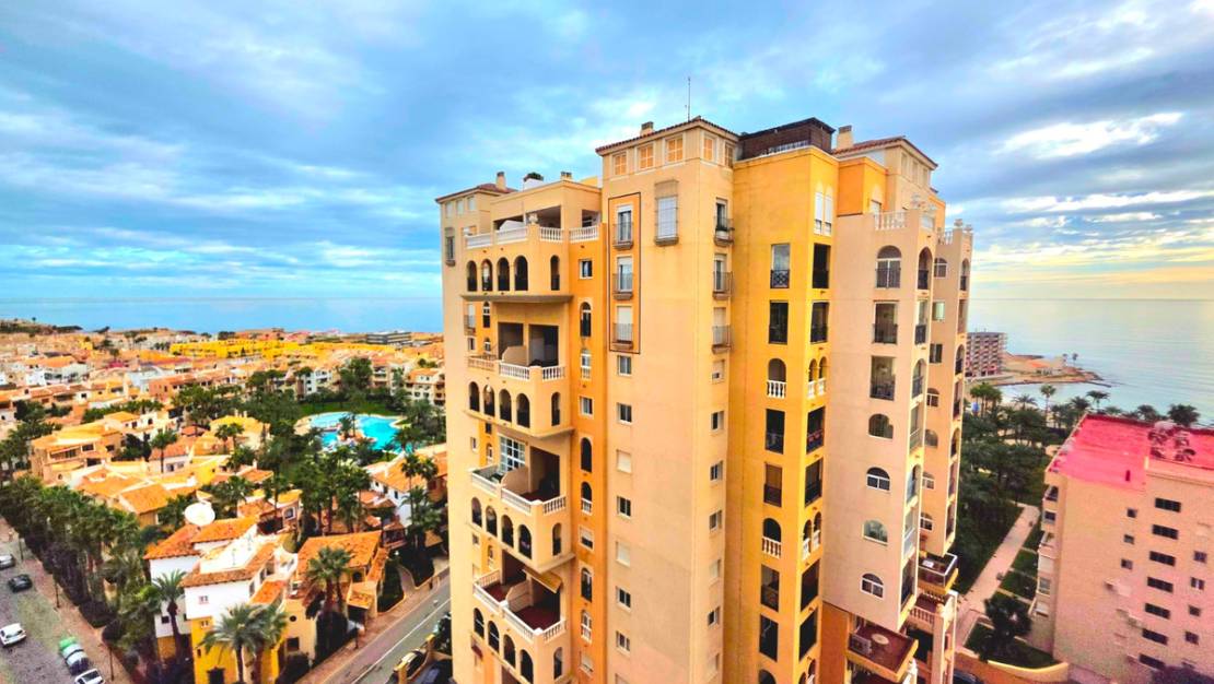 Sale - Apartment - Torrevieja - Torrevieja Centro