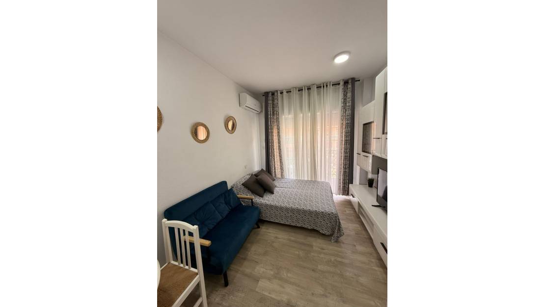 Sale - Apartment - Torrevieja - Torrevieja Centro